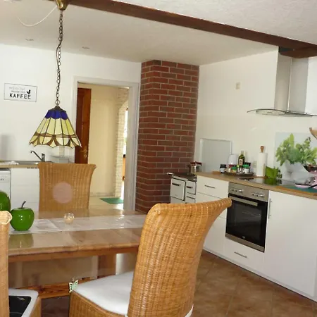 Haus Am Kirschbaum Апартаменты Sieverstedt